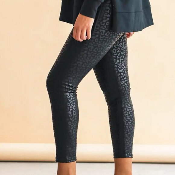 Marleylilly Black Leopard Embossed Faux Leather Leggings - Picture 1 of 8